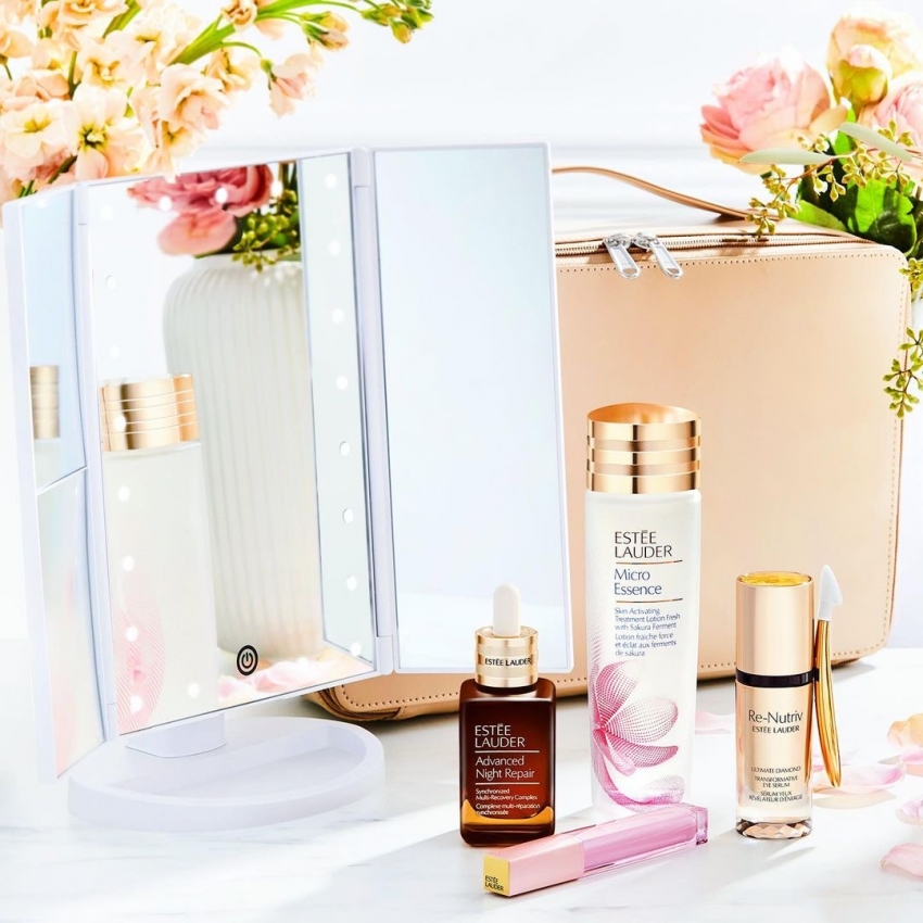 JAY BARNETT - PORTFOLIO - COSMETICS